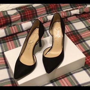 Suede Jessica Simpson pumps